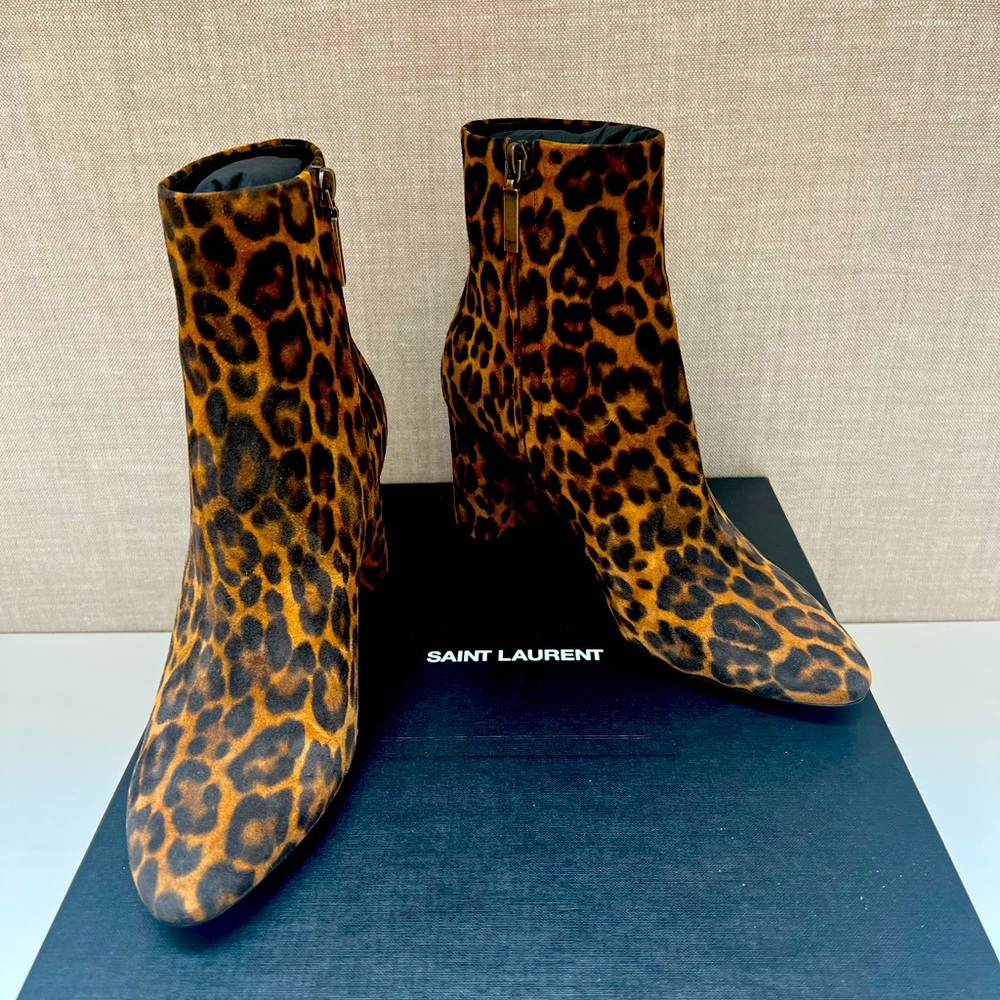 NIB Saint Laurent Suede Vertigo Leopard size 39.5 Booties